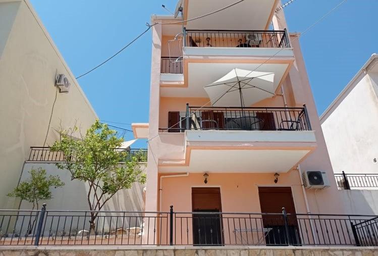 Hermes Holiday Home In The Port Of Sivota Exterior foto